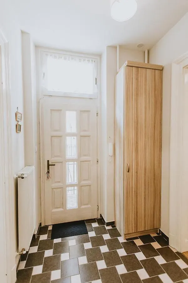 Budapest Folk Apartment 60Sm Spacious And Bright