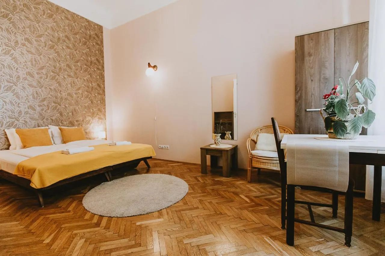 Budapest Folk Apartment 60Sm Spacious And Bright